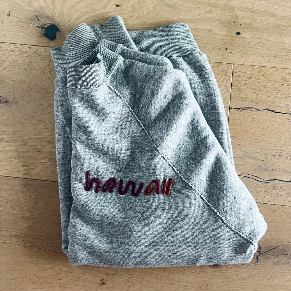 Vintage embroidered sweatshirt - Hawai’i - by Vintage for Peoples